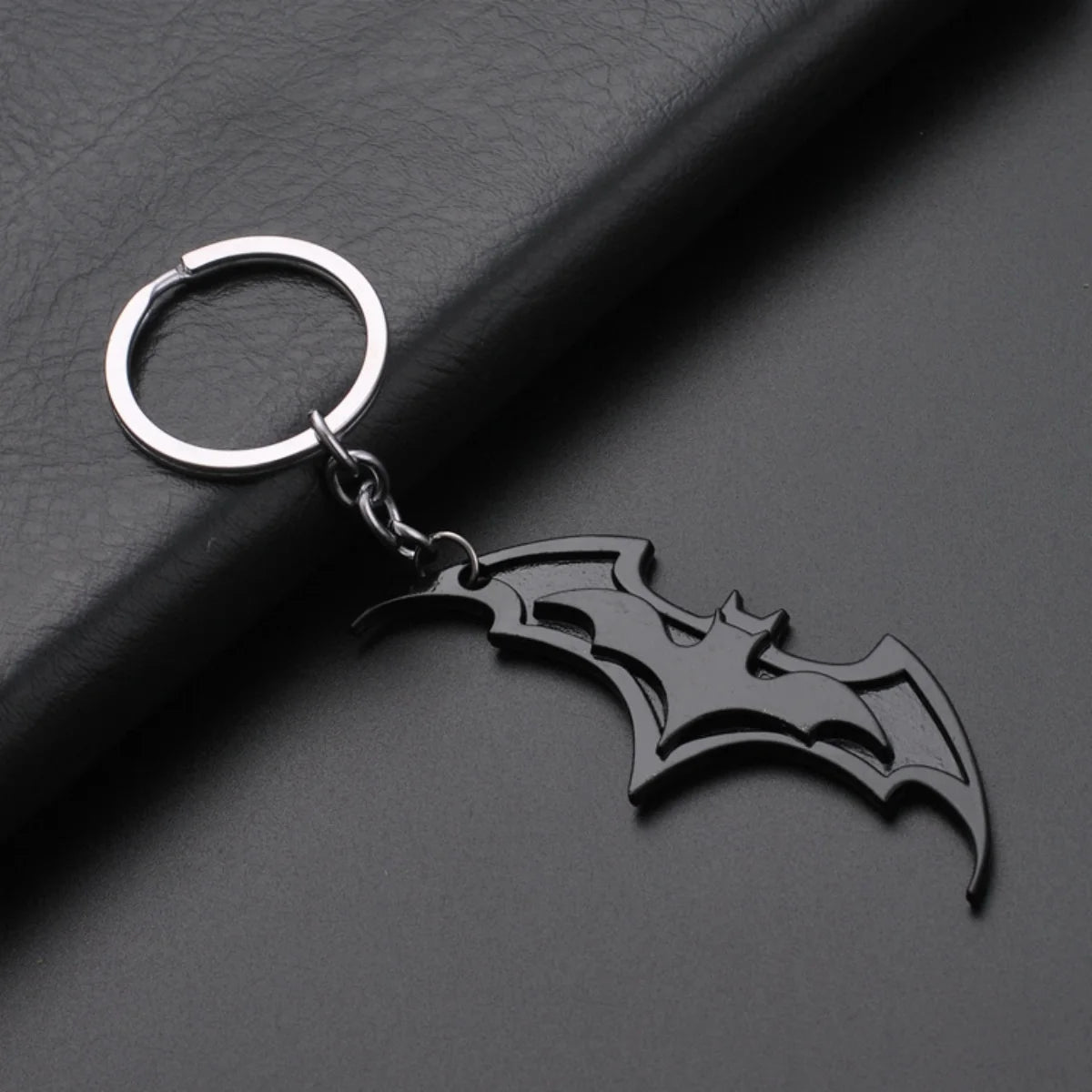 Metal Bat Keychain Accessory for Cars, Bags and Keys